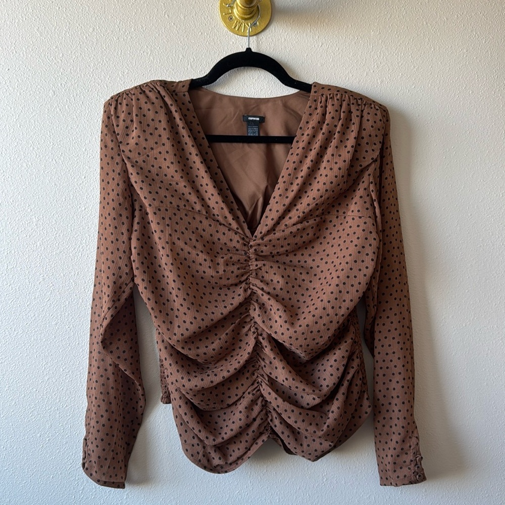 Women’s polka dot blouse, size large